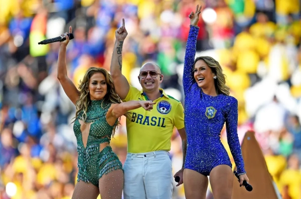 FIFA 2014 | Pitbull Jennifer Claudia - We are one